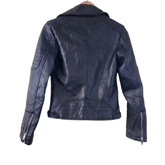 Ardene black long-sleeve zip-up faux leather moto grungecore collared jacket - Picture 11 of 14
